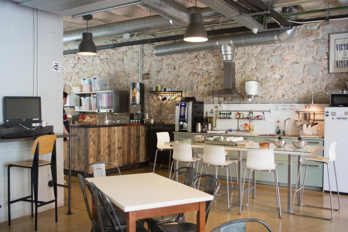 Ten To Go Hostel - Barcelona — Fotos 3